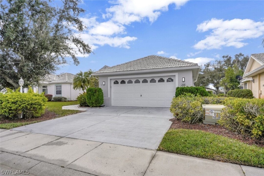 2690 Via Presidio in North Fort Myers, FL - Building Photo