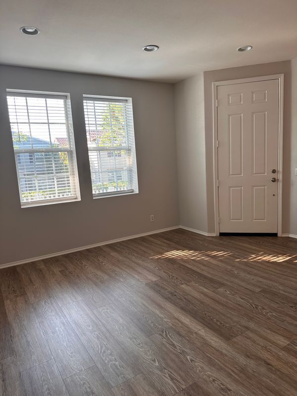 27 Strawflower St in Ladera Ranch, CA - Building Photo - Building Photo
