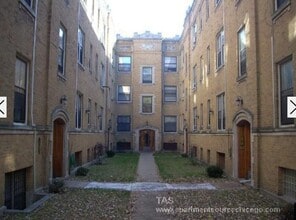 2237.5 N Bissell St, Unit 2E in Chicago, IL - Foto de edificio - Building Photo