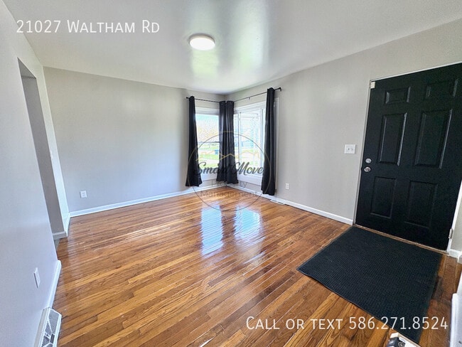 21027 Waltham Rd in Warren, MI - Building Photo - Building Photo