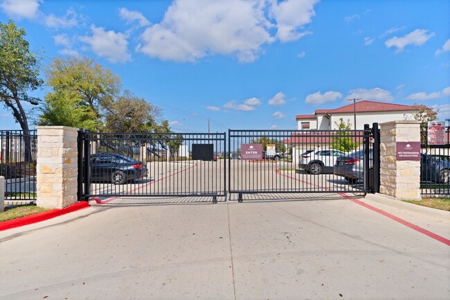 Water Oak in Austin, TX - Building Photo - Building Photo