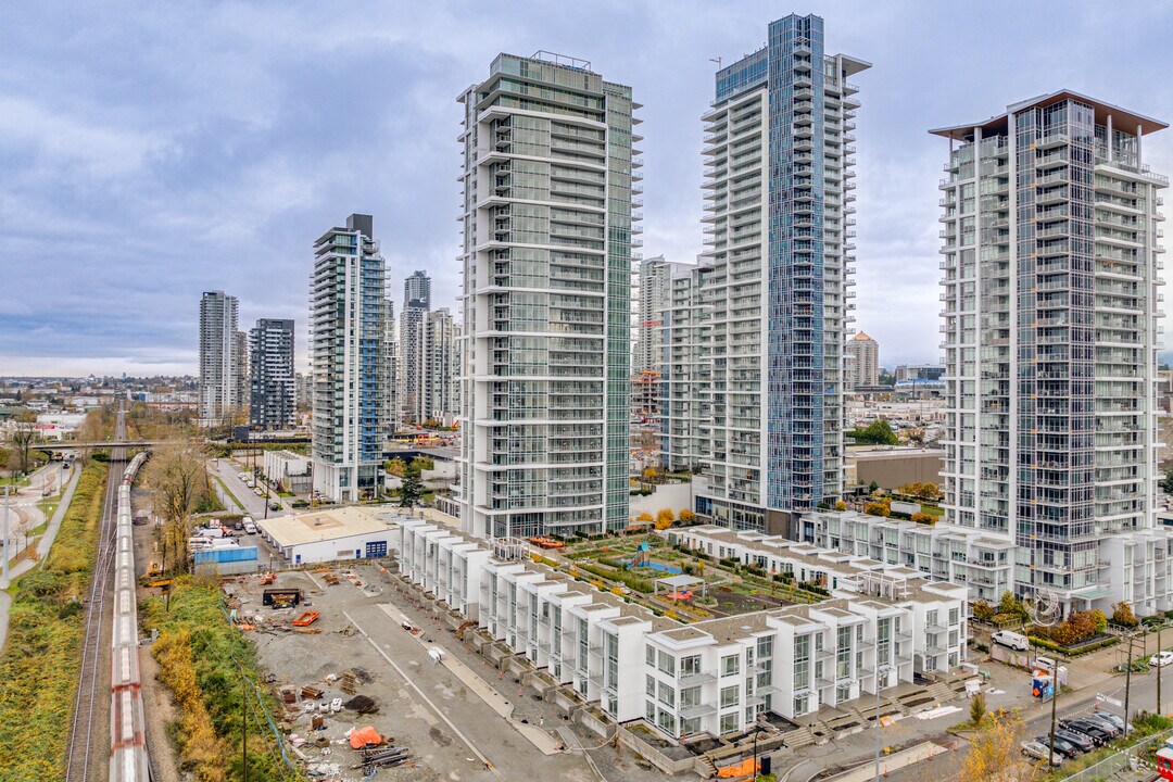 Eclipse Brentwood in Burnaby, BC - Building Photo
