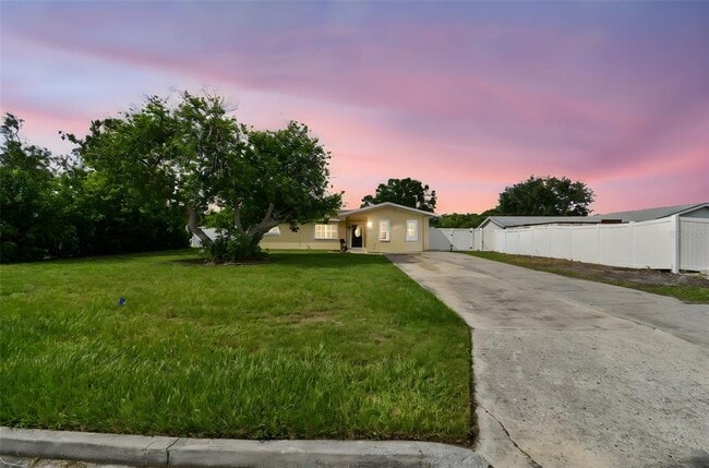 property at 2580 Granada Cir W