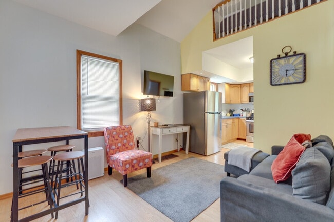 property at 16 S Hudson St