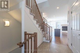 853 Solarium Ave in Ottawa, ON - Building Photo - Building Photo