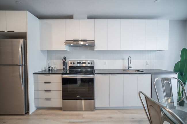 3390 R. de La Pérade in Québec, QC - Building Photo - Building Photo
