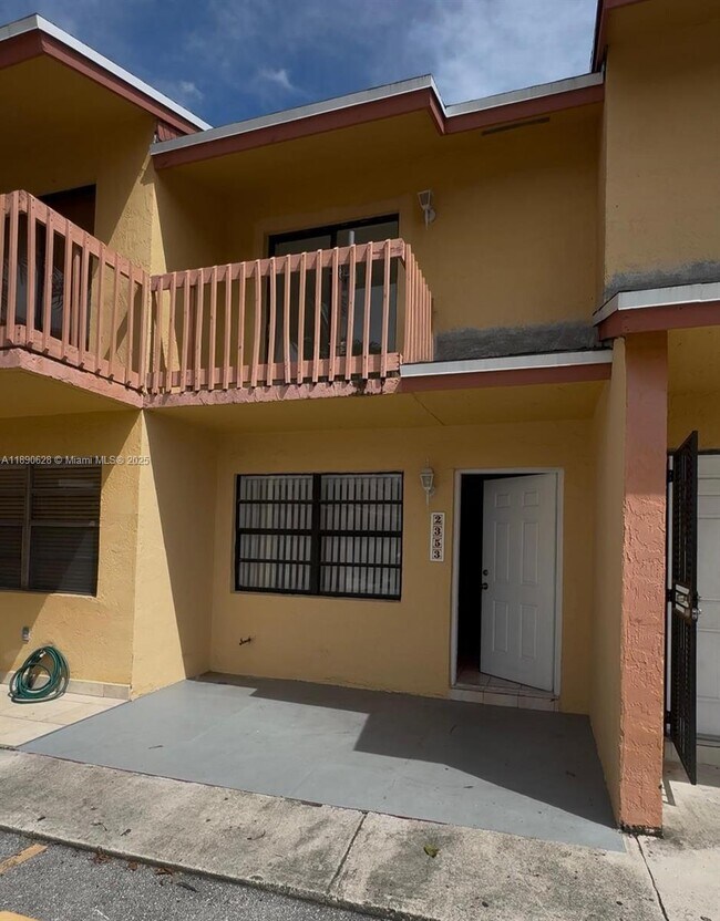 property at 2353 W 66th Pl