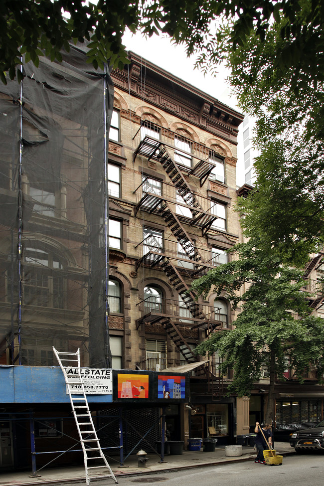 60 E Fourth St in New York, NY - Building Photo - Building Photo