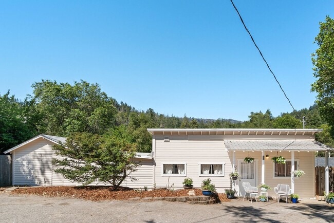 205 Apple Knoll in Boulder Creek, CA - Building Photo - Building Photo