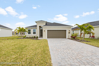 7947 Dobre Wy in Melbourne, FL - Building Photo - Building Photo