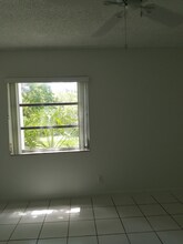 604 NW 13th St, Unit 16 in Boca Raton, FL - Building Photo - Building Photo