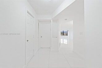 18900 NE 14th Ave in Miami, FL - Building Photo - Building Photo