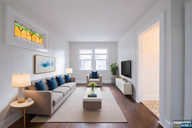 property at 29 Dean St