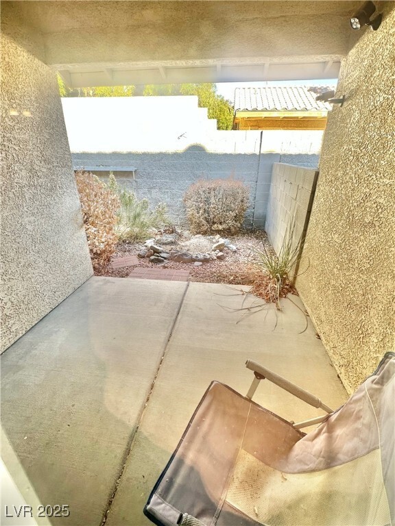 property at 9708 Fionna Ln