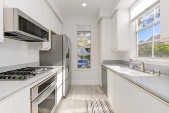 3601 Bernwood Pl in San Diego, CA - Building Photo - Building Photo