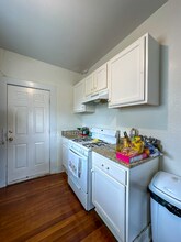 902 Dakota St in San Antonio, TX - Building Photo - Building Photo