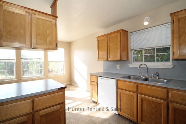3275 Etta Kay Ln in Kempner, TX - Building Photo - Building Photo