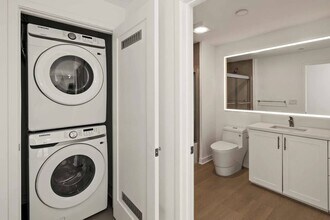 The Harper on Beverly in Los Angeles, CA - Building Photo - Building Photo