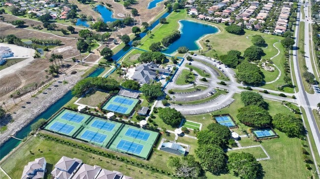 2728 SE 24th Ct in Homestead, FL - Building Photo - Building Photo