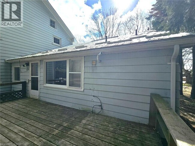 1044 Knechtel Ct in Wilmot, ON - Building Photo - Building Photo