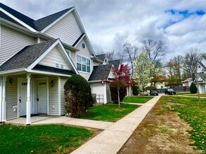 139 Ruth Ct in Middletown, NY - Building Photo - Building Photo