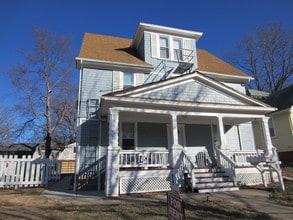 932 Mississippi St in Lawrence, KS - Building Photo - Building Photo