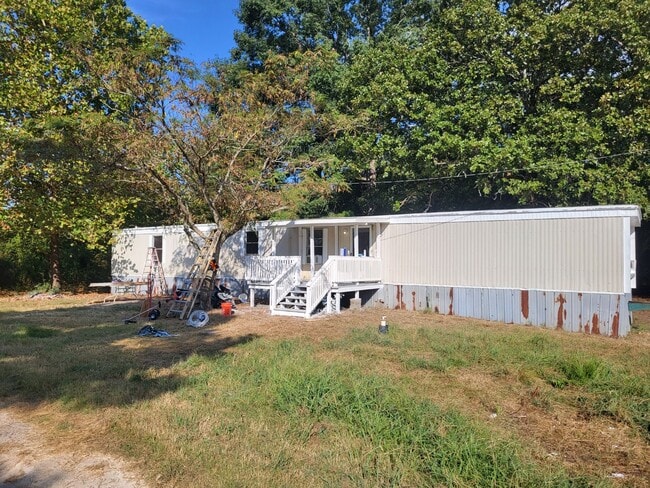 property at 2607 Co Rd 3204