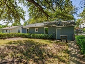 405 Boyd Ave in Rockdale, TX - Building Photo - Building Photo