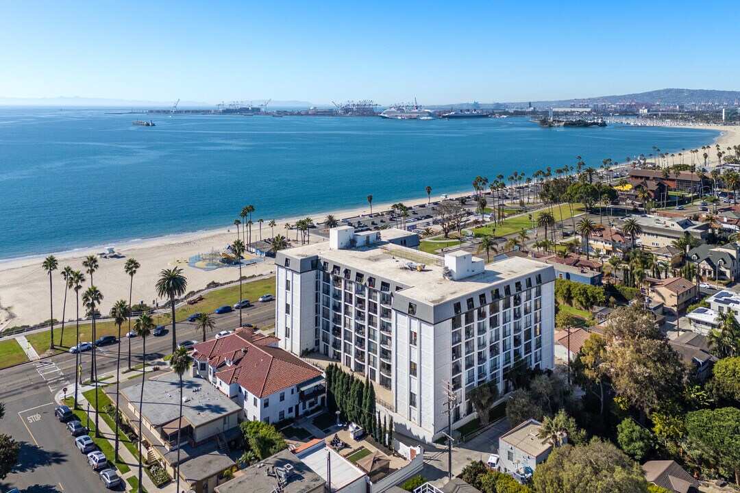 2601 E Ocean Blvd, Unit 208 in Long Beach, CA - Building Photo