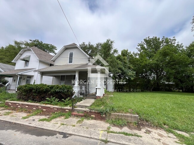 property at 136 W 16th St