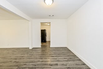 715 Wafer St in Pasadena, TX - Building Photo - Building Photo