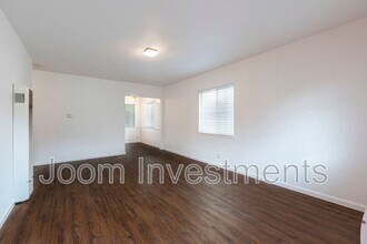 818 Mayflower Ave in Monrovia, CA - Building Photo - Building Photo