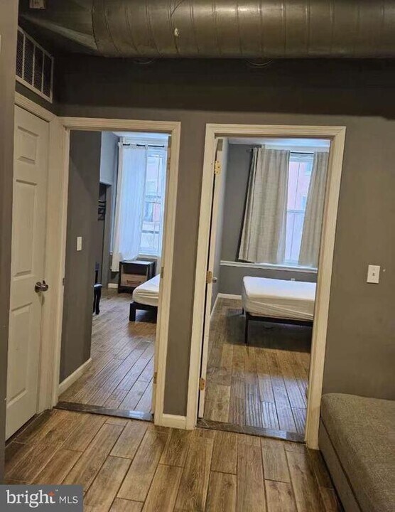 1829 Spruce St in Philadelphia, PA - Building Photo