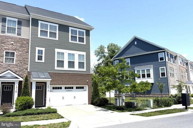 property at 1314 Hawk Hollow Dr