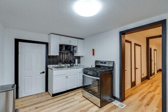 2173 E 73rd St in Cleveland, OH - Building Photo - Building Photo