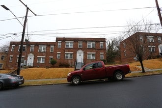 2633 30th St SE in Washington, DC - Building Photo - Building Photo