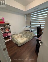 1604 Charles St in Whitby, ON - Building Photo - Building Photo