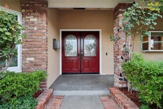 11652 Kirwin Cir in Fountain Valley, CA - Building Photo - Building Photo
