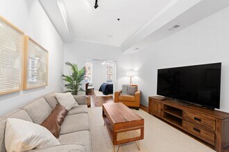 1319 Washington St in Hoboken, NJ - Building Photo - Building Photo