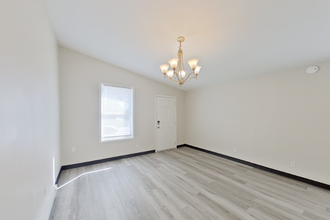 2445-2447 Hiawatha St in Columbus, OH - Building Photo - Building Photo