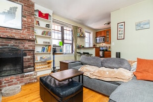 288 Cambridge St, Unit 8 in Boston, MA - Building Photo