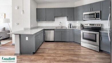 1001 Linger Longer Dr in Summerville, SC - Building Photo - Building Photo