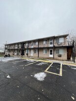 1750 St Johns Blvd in Lincoln Park, MI - Building Photo