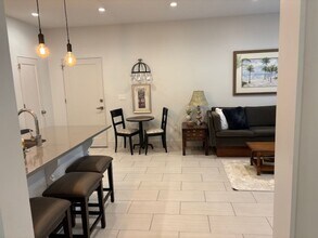 714 E Victory Dr in Savannah, GA - Building Photo - Building Photo