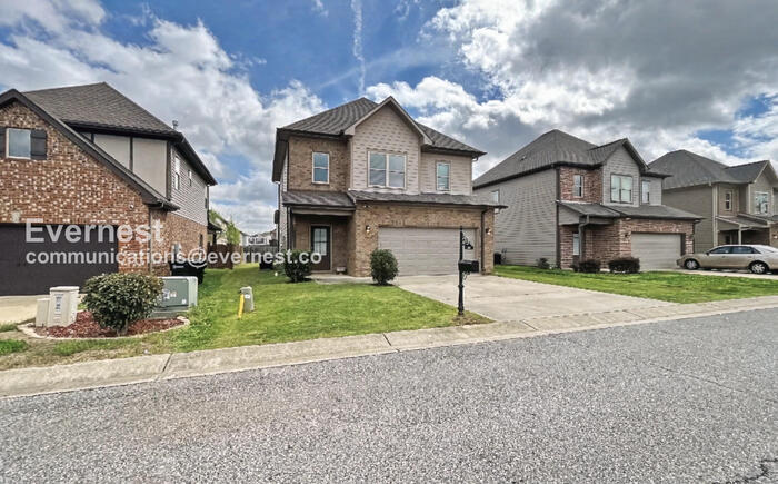 5860 Cheshire Cove Trail in Mc Calla, AL - Foto de edificio