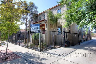 226 E Peck St-Unit -1 in Lake Elsinore, CA - Building Photo - Building Photo