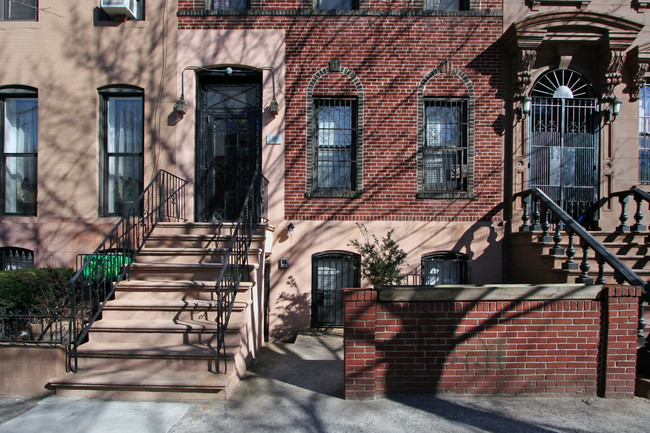 193 Carlton Ave in Brooklyn, NY - Building Photo - Building Photo