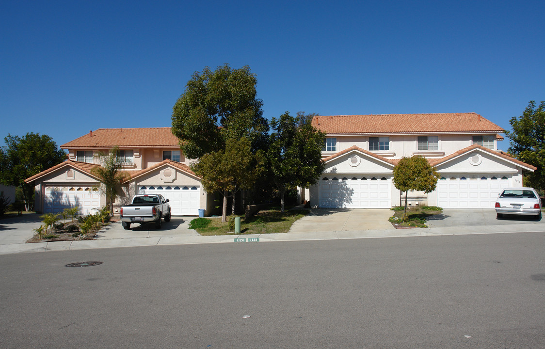 1114-1149 Cochise Ct in Vista, CA - Building Photo