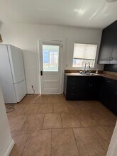 4241 Lincoln Ave, Unit C in Culver City, CA - Foto de edificio - Building Photo