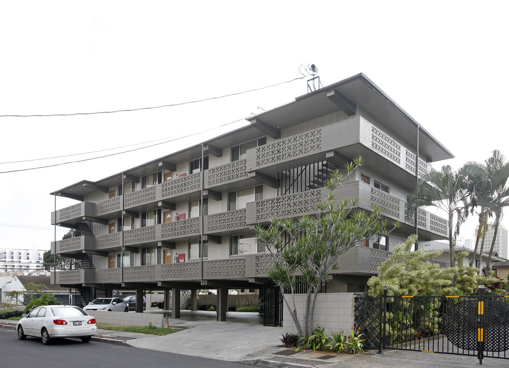 1151 Alohi Way in Honolulu, HI - Building Photo